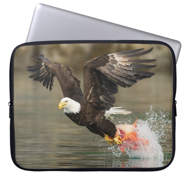 Capa Para Notebook Águia Balda Explosiva (Frente)