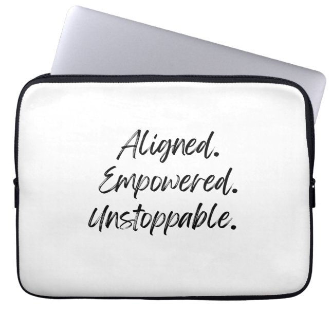 Capa Para Notebook Alinhado. Empoderado. Inparável. (Frente)