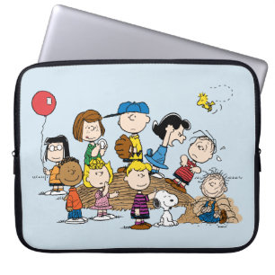 Capa Para Notebook Amendoins A gangue no monte de Pitcher