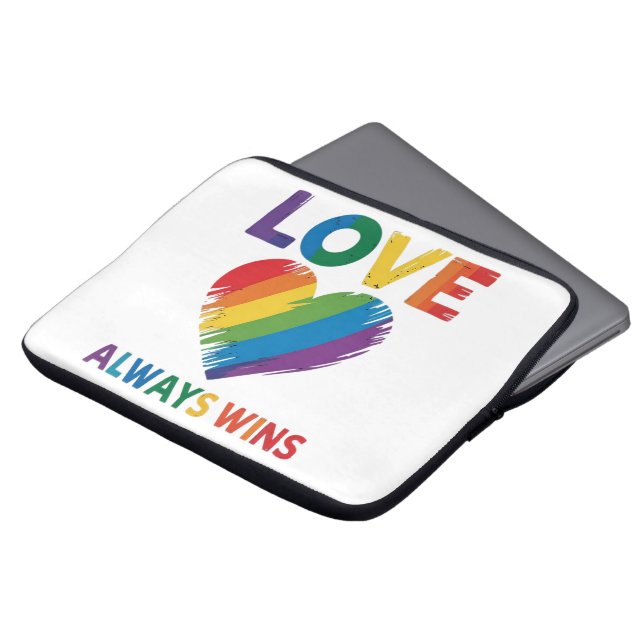 Capa Para Notebook Amor Sempre Vence LGBT (Frente Topo)