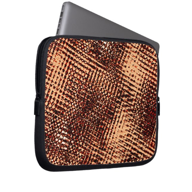 Capa Para Notebook Arranhões grossos e crus em laranja com sombra (Frente Esquerda)