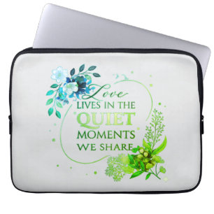 Capa Para Notebook Arte de Citação Floral Dourada Elegante