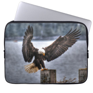 Capa Para Notebook Arte Fotográfica de Landing Bald Eagle Wildlife