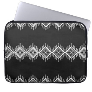 Capa Para Notebook Arte Tribal Negra