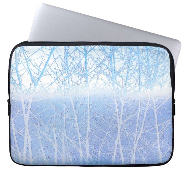 Capa Para Notebook Árvores Nebulosas Geladas Baby Blue (Frente)