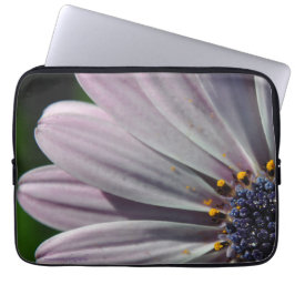 Capa Para Notebook As Flores Dentro