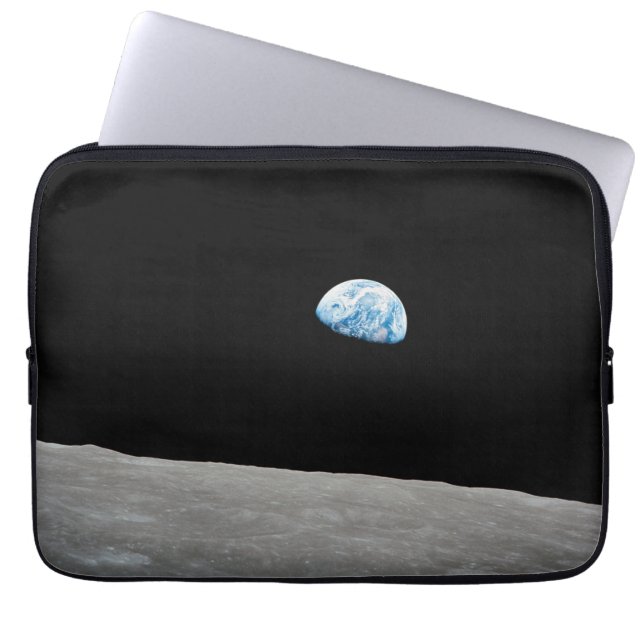 Capa Para Notebook Ascensão Da Terra Acima Do Horizonte Lunar. (Frente)
