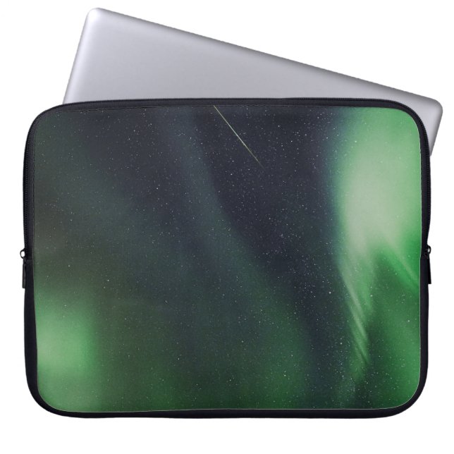 CAPA PARA NOTEBOOK AURORA BOREALIS DURANTE A NOITE (Frente)