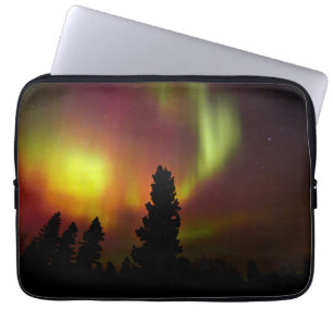 Capa Para Notebook Aurora Borealis e Árvores