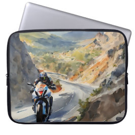 Capa Para Notebook Aventura de Alta Velocidade em Paisagem Montanha V