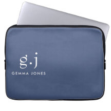 Azul empoeirado mínimo elegante monograma branco e