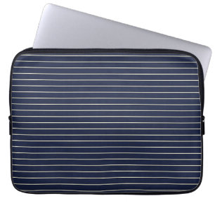Capa Para Notebook Azul Marinho Clássico com Listras Finas de Marfim