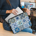 Capa Para Notebook Azulejos do Mediterrâneo, Portugal, Azulejo, Majol<br><div class="desc">Padrão elegante,  na moda e sofisticado com azulejos mediterrânicos de cor azul e branca. Presente moderno e moderno,  perfeito para o amante Azulejo em sua vida.</div>