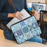 Capa Para Notebook Azulejos do Mediterrâneo, Portugal, Azulejo, Majol<br><div class="desc">Padrão elegante,  na moda e sofisticado com azulejos mediterrânicos de cor azul e branca. Presente moderno e moderno,  perfeito para o amante Azulejo em sua vida.</div>