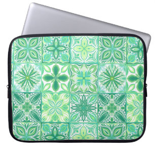 Capa Para Notebook azulejos ornamentados em verde e branco