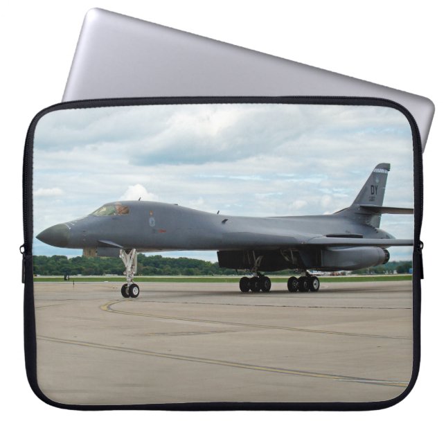 Capa Para Notebook B-1B Lancer Bomber em Terra (Frente)