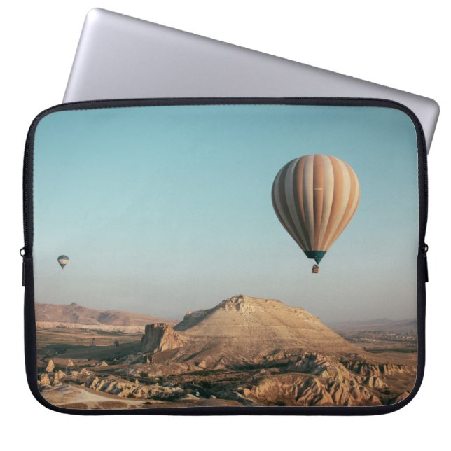 CAPA PARA NOTEBOOK BALÕES DE AR QUENTE NO AR DE MÉDIO (Frente)