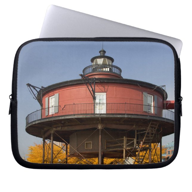 Capa Para Notebook BALTIMORE, MARYLAND. EUA. Mate de 7 Pés (Frente)