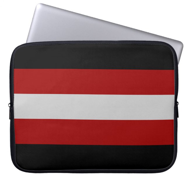 Capa Para Notebook Bandeira Satânica (Satanismo) (Frente)