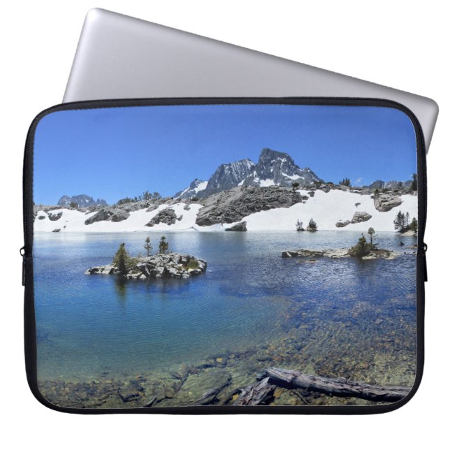 Capa Para Notebook Banner Peak e um Mountain Lake - Sierra Nevada (Frente)