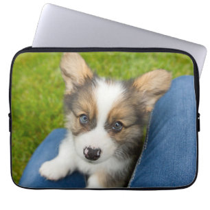 Capa Para Notebook Bebês Mais Pobres Baby Corgi no meu colo