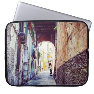 Capa Para Notebook Beco na Itália