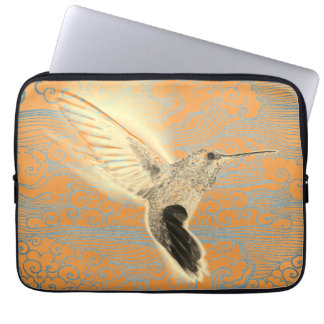 Capa Para Notebook BEija-FLOR COM NUVENS JAPONESAS Manga Rickshaw