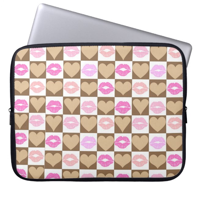 Capa Para Notebook Beijos, chocolate e muito amor. (Frente)