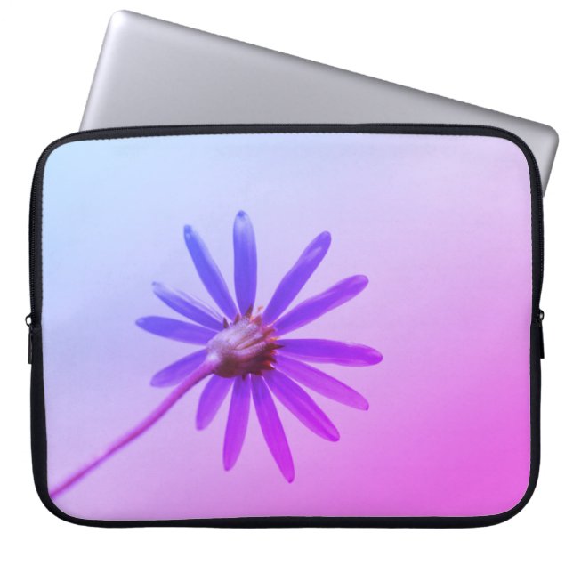 Capa Para Notebook Bela Flor de Margarida Roxa Rosa Claro Capinha de  (Frente)