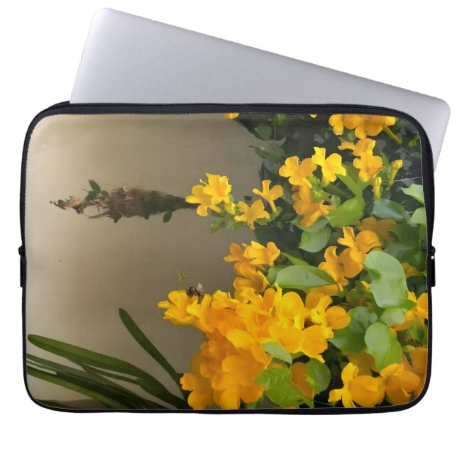 Capa Para Notebook Beleza Flor de Ouro (Frente)