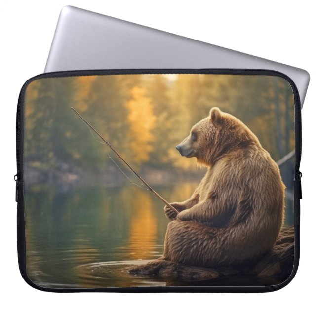 Capa Para Notebook Belzzle Bear Animal Diversão Lago Pesca Tempo Feli (Frente)