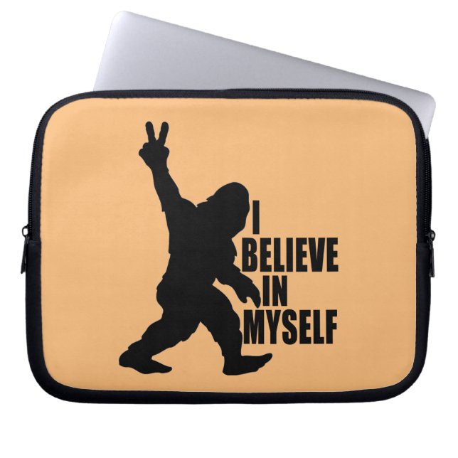Capa Para Notebook Bigfoot Engraçado - Eu Acredito Em Mim Mesmo (Frente)
