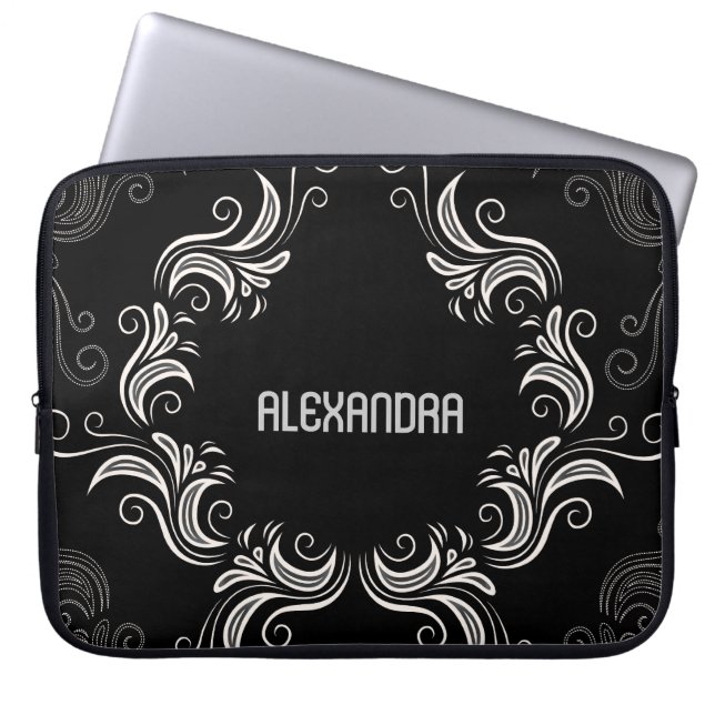 Capa Para Notebook Black A& White Barroco Swirls Monograma (Frente)