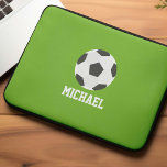 Capa Para Notebook Bola de Futebol Personalizada<br><div class="desc">Design da Bola de Futebol para crianças personalizadas.</div>