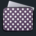 Capa Para Notebook Bolinhas brancas em roxo de ameixa<br><div class="desc">Bolinhas brancas em roxo de ameixa</div>