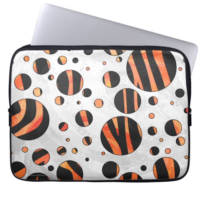 Capa Para Notebook Bolinhas Zebra Black e Orange (Frente)