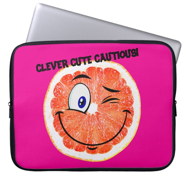CAPA PARA NOTEBOOK BOLSA DE LAPTOP CUIDADOSA E CLEVER! (Frente)