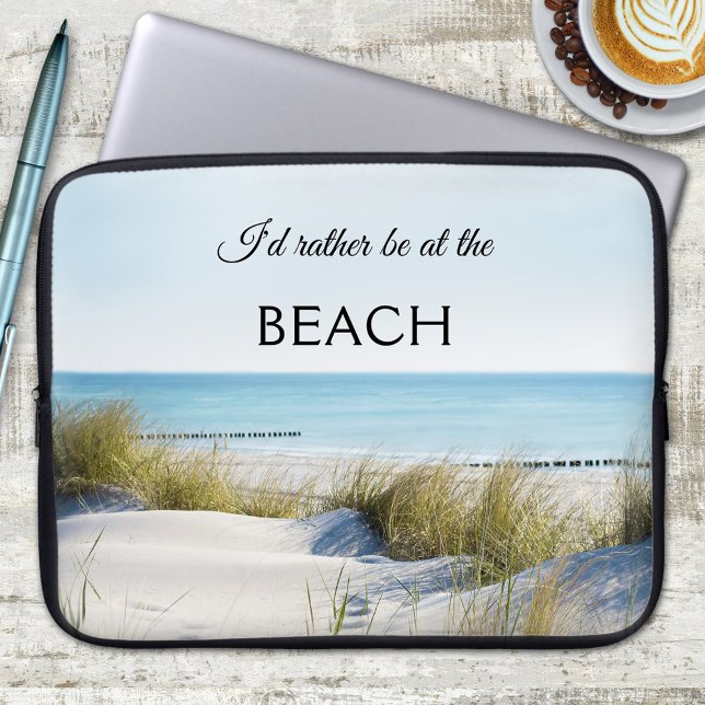 Capa Para Notebook Bolsa de laptop Summer Beach Dunes (Laptop sleeve featuring an image of dunes overlooking a beach and ocean on a peaceful sunny day.)