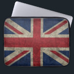 Capa Para Notebook Bolsa de laptop Union Jack<br><div class="desc">A bandeira do Reino Unido, a bandeira da União Jack, está representada aqui com um olhar vintage grunge. Estilado em vermelho, branco e azul britânico, tem uma aparência rústica e vestida.</div>