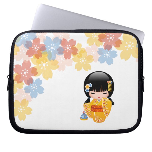 Capa Para Notebook Boneca Summer Kokeshi - Garota Kimono Geisha Amare (Frente)