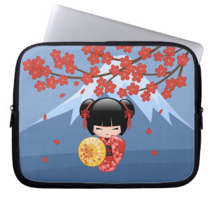 Capa Para Notebook Boneca vermelha de Sakura Kokeshi - menina de