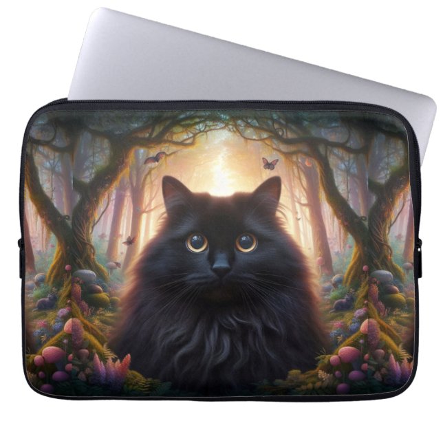 Capa Para Notebook Bonito gato preto fluffy com olhos Dourados (Frente)