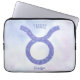 Capa Para Notebook Bonito símbolo de astrologia Taurus, roxo personal (Frente)