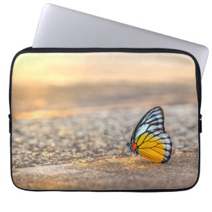 Capa Para Notebook Borboleta na praia