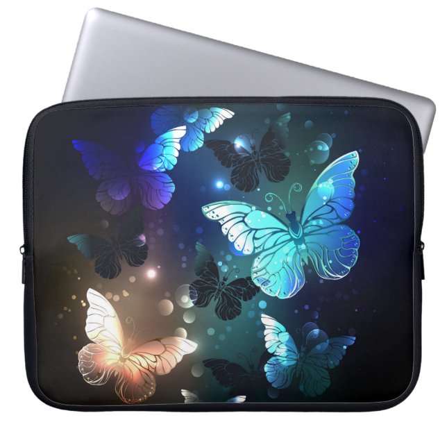 Capa Para Notebook Borboleta Noturna Flutuante (Frente)