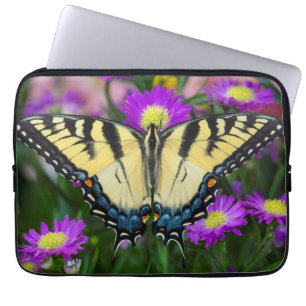 Capa Para Notebook Borboleta Rabo de Andorinha em margarida