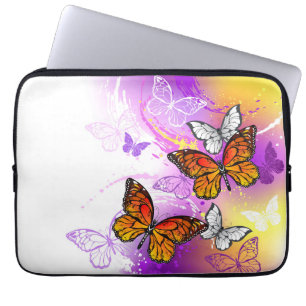 Capa Para Notebook Borboletas Monarcas em Fundo Roxo