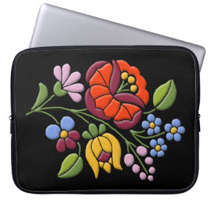 Capa Para Notebook Bordado de Kalocsa - Arte Folk Húngara bg.