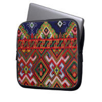 Bordado Ucraniano de Cruzeta com Zíper de Neoprene