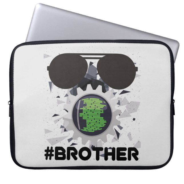 Capa Para Notebook Brother´s watching. (Frente)
